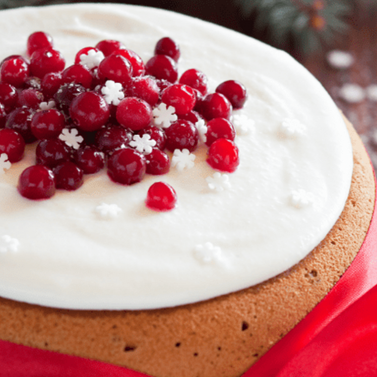 New Year's Day Cake with fresh cream and caramelized almonds